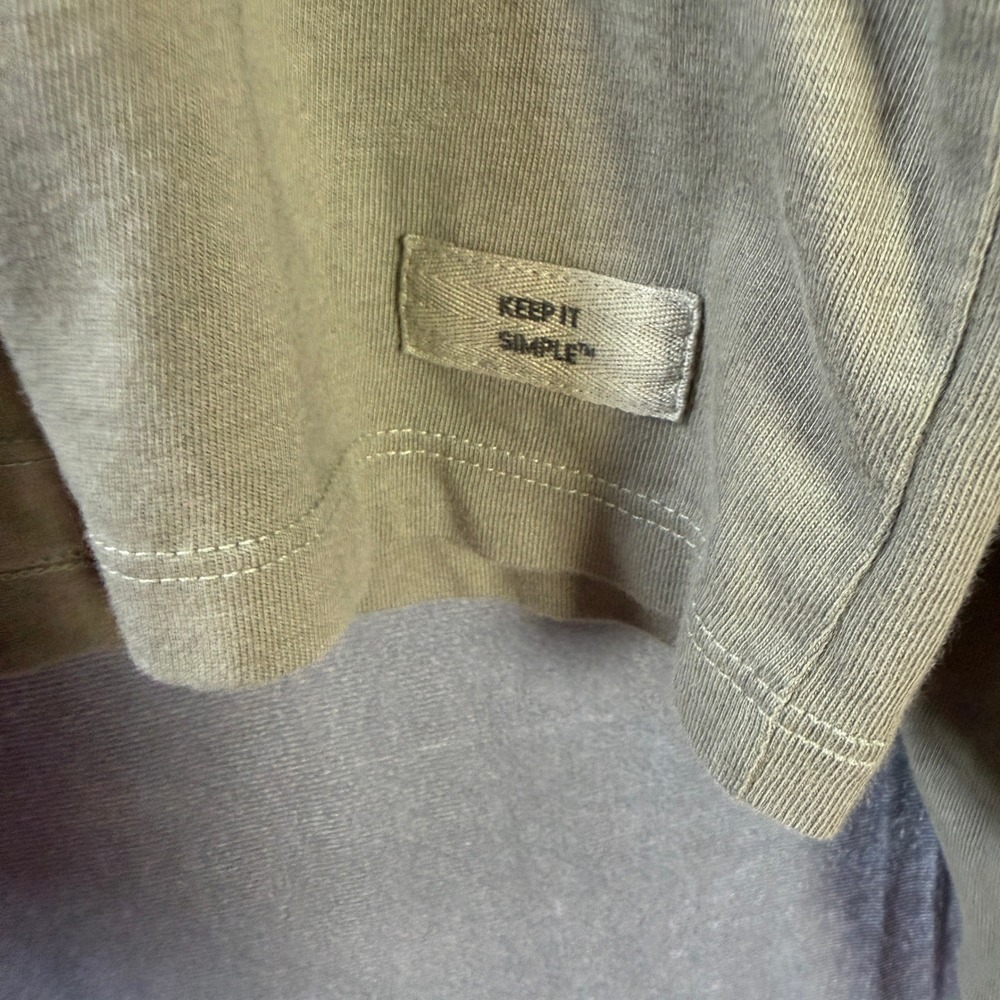 Life Is Good Womens Graphic Tee Crop Women's XS Crusher Long Sleeve Olive Green - Picture 4 of 12